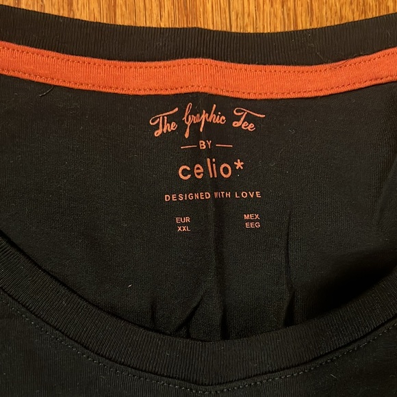 Graphic Tee Bundle - Picture 5 of 6